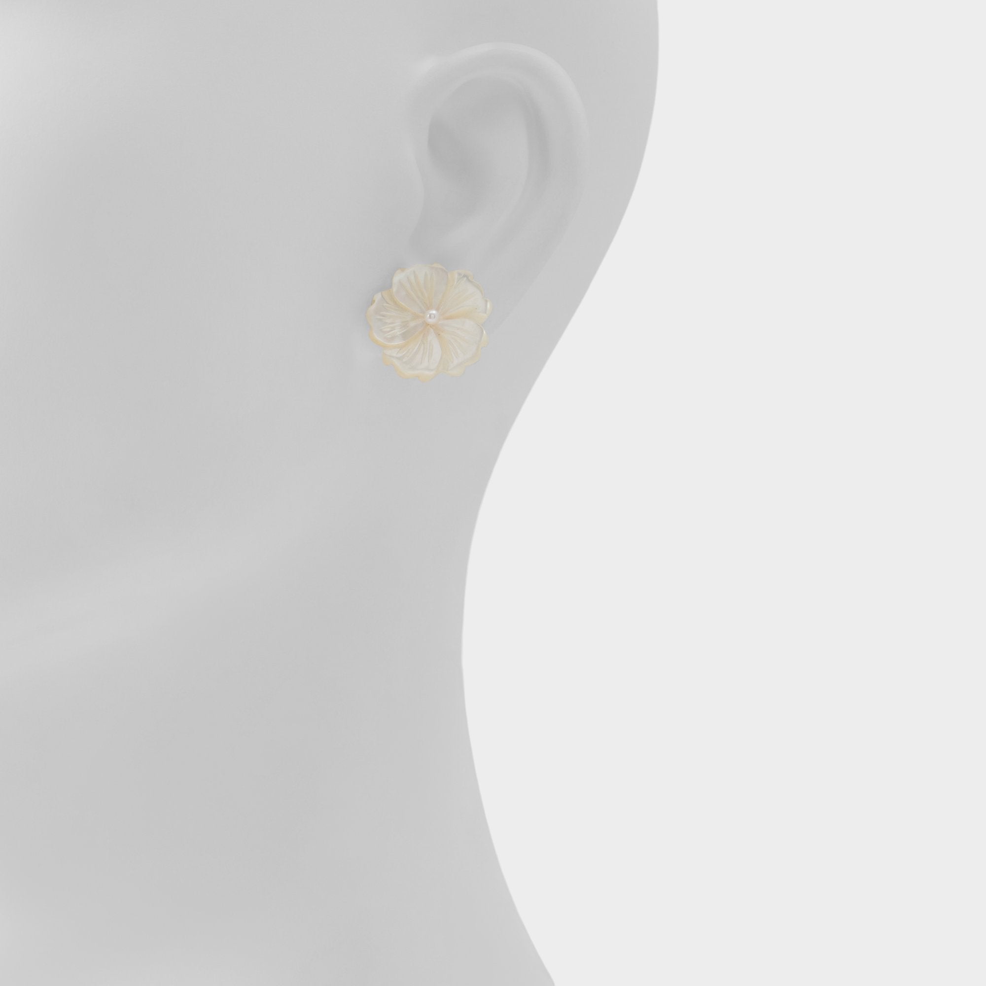 Camelliaa - Image 2