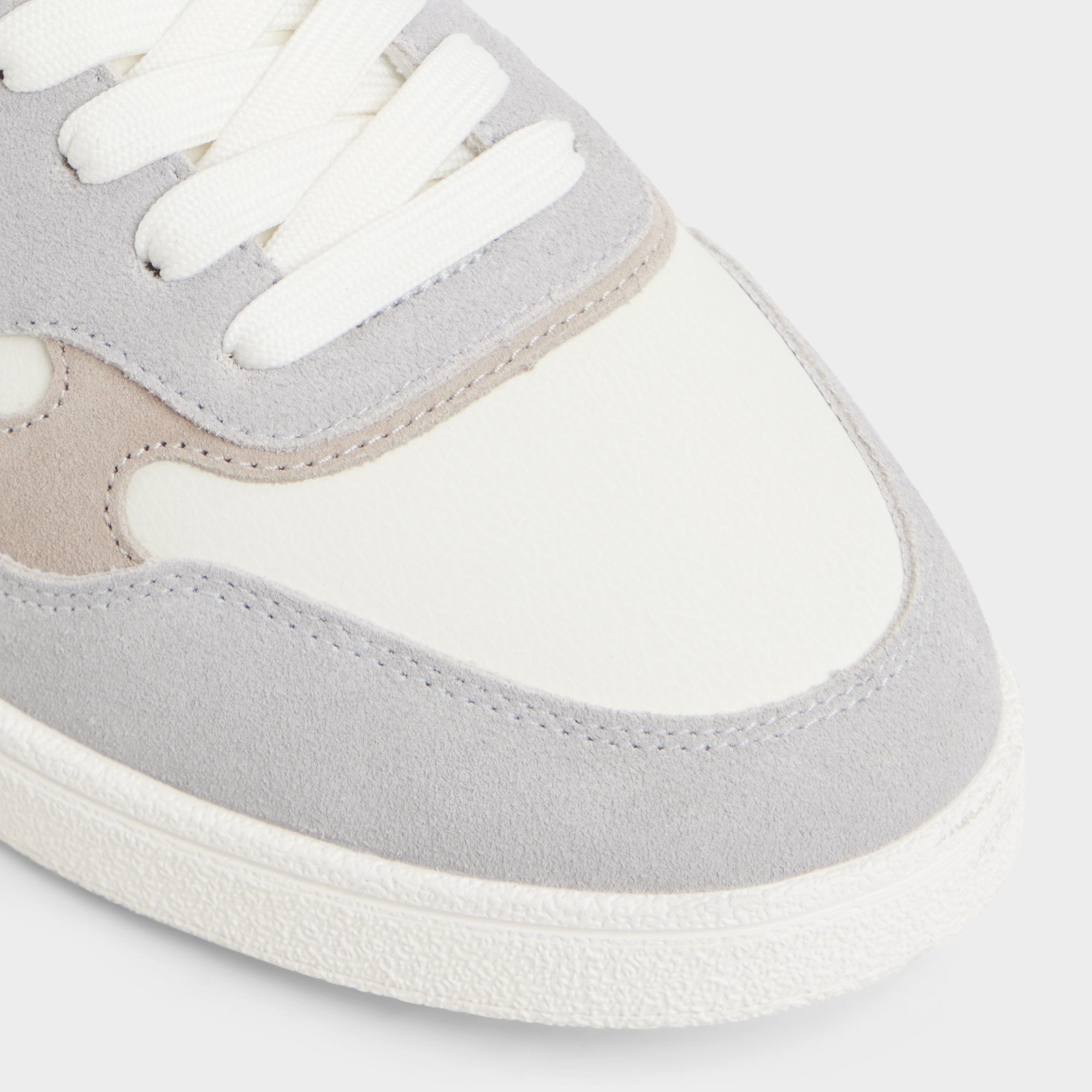 Curtis - Image 5