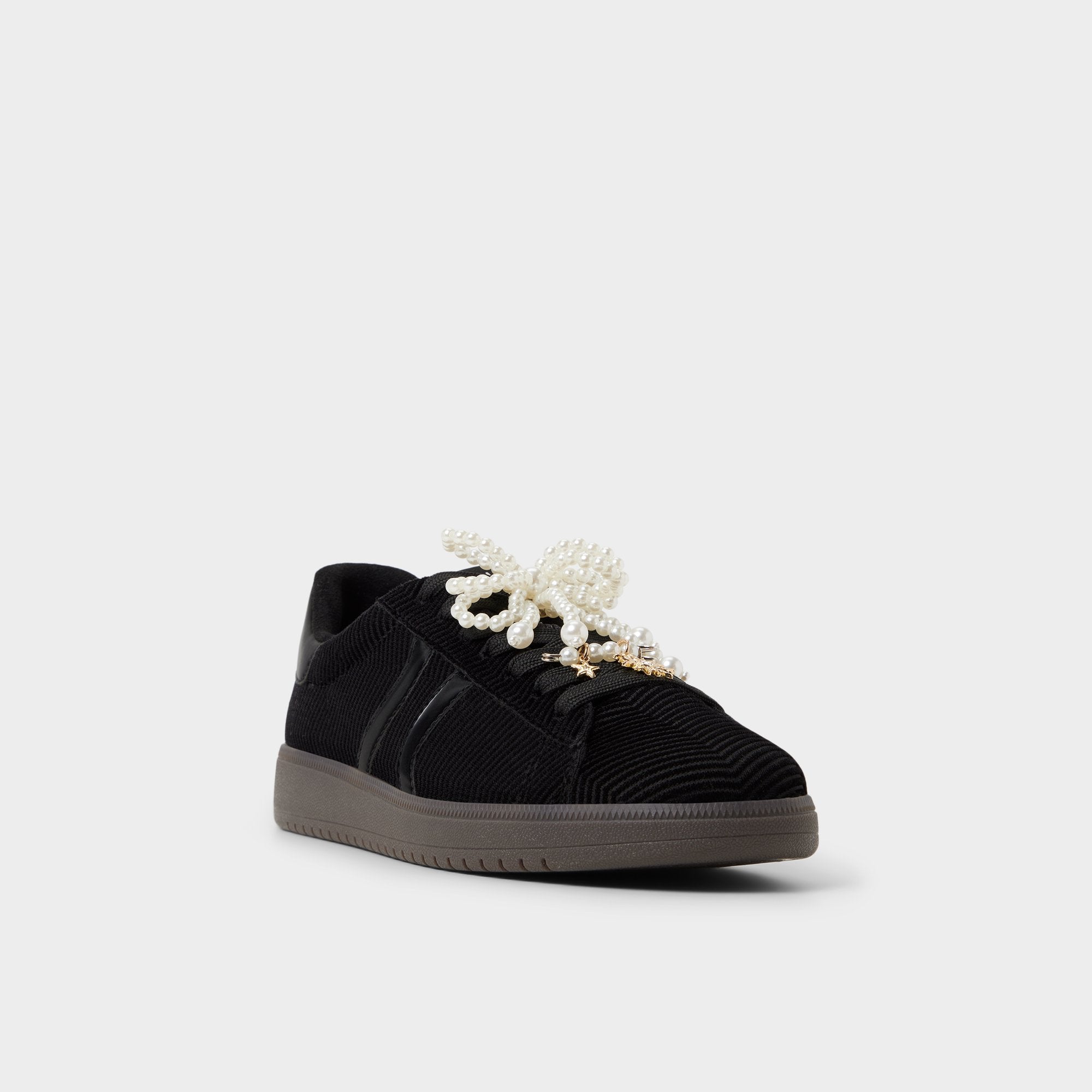 Chicsneaker2 - Image 4