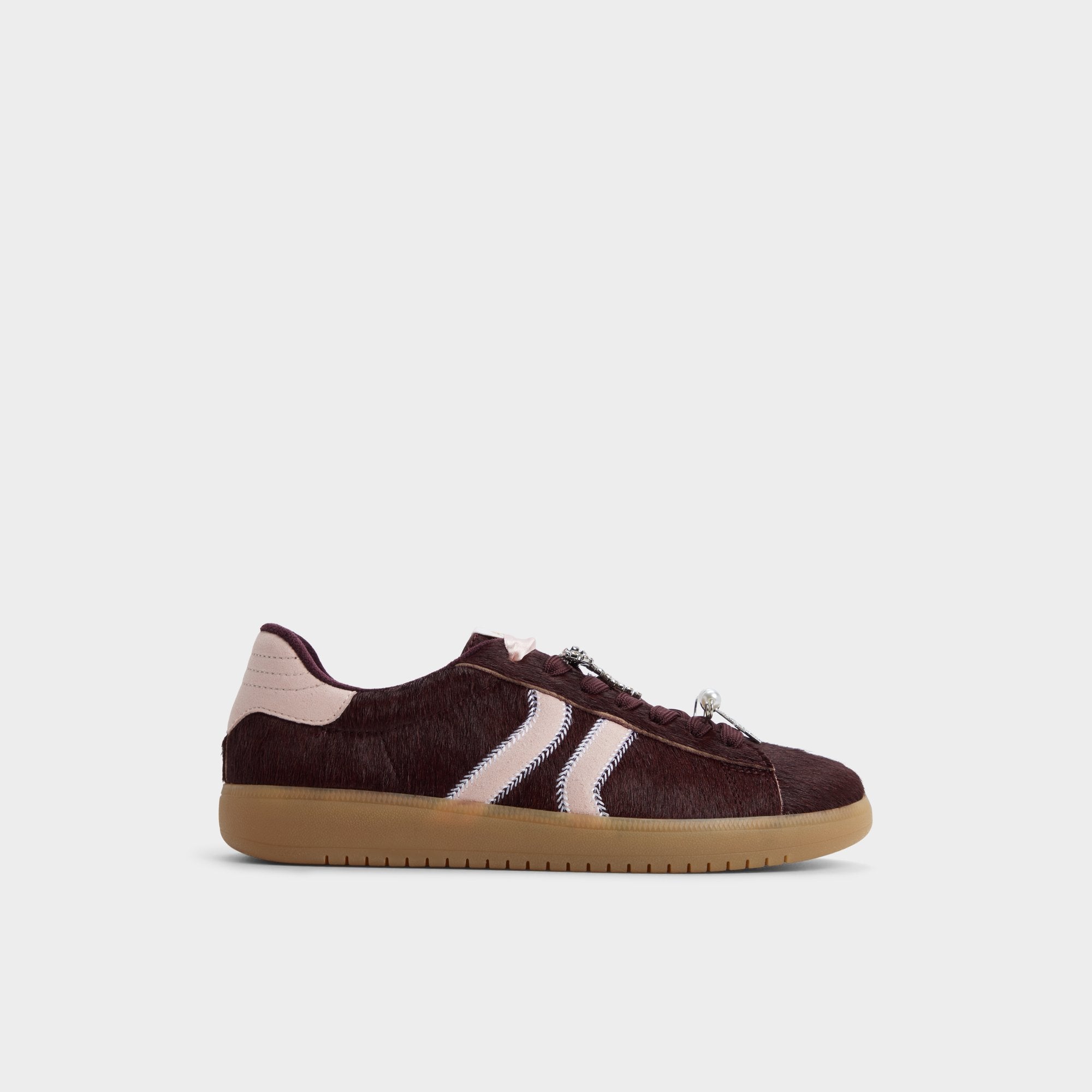 Chicsneaker2